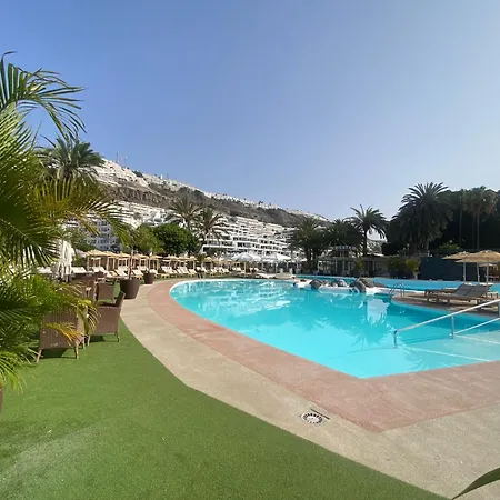 With Jacuzzi And Pool Access * Puerto Rico (Gran Canaria)