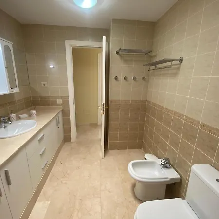 Semesterbostad Spacious With Private Jacuzzi And Pool Access *