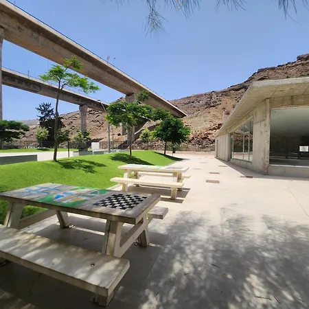 Semesterbostad Spacious With Private Jacuzzi And Pool Access Puerto Rico (Gran Canaria)