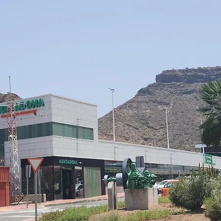 Spacious With Private Jacuzzi And Pool Access Puerto Rico (Gran Canaria)