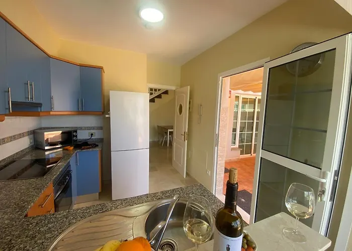 Spacious With Private Jacuzzi And Pool Access Dom wakacyjny Puerto Rico (Gran Canaria)