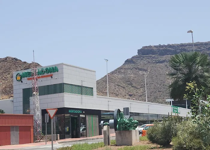 Spacious With Private Jacuzzi And Pool Access Puerto Rico (Gran Canaria)